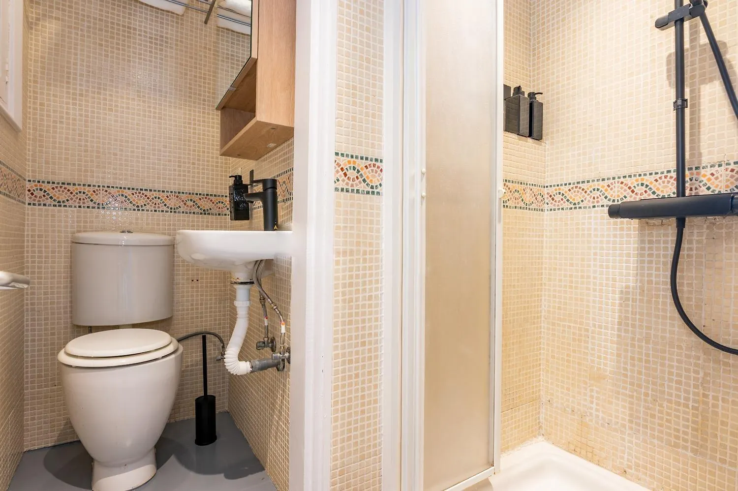 R&B Mila Apartment Barcelona